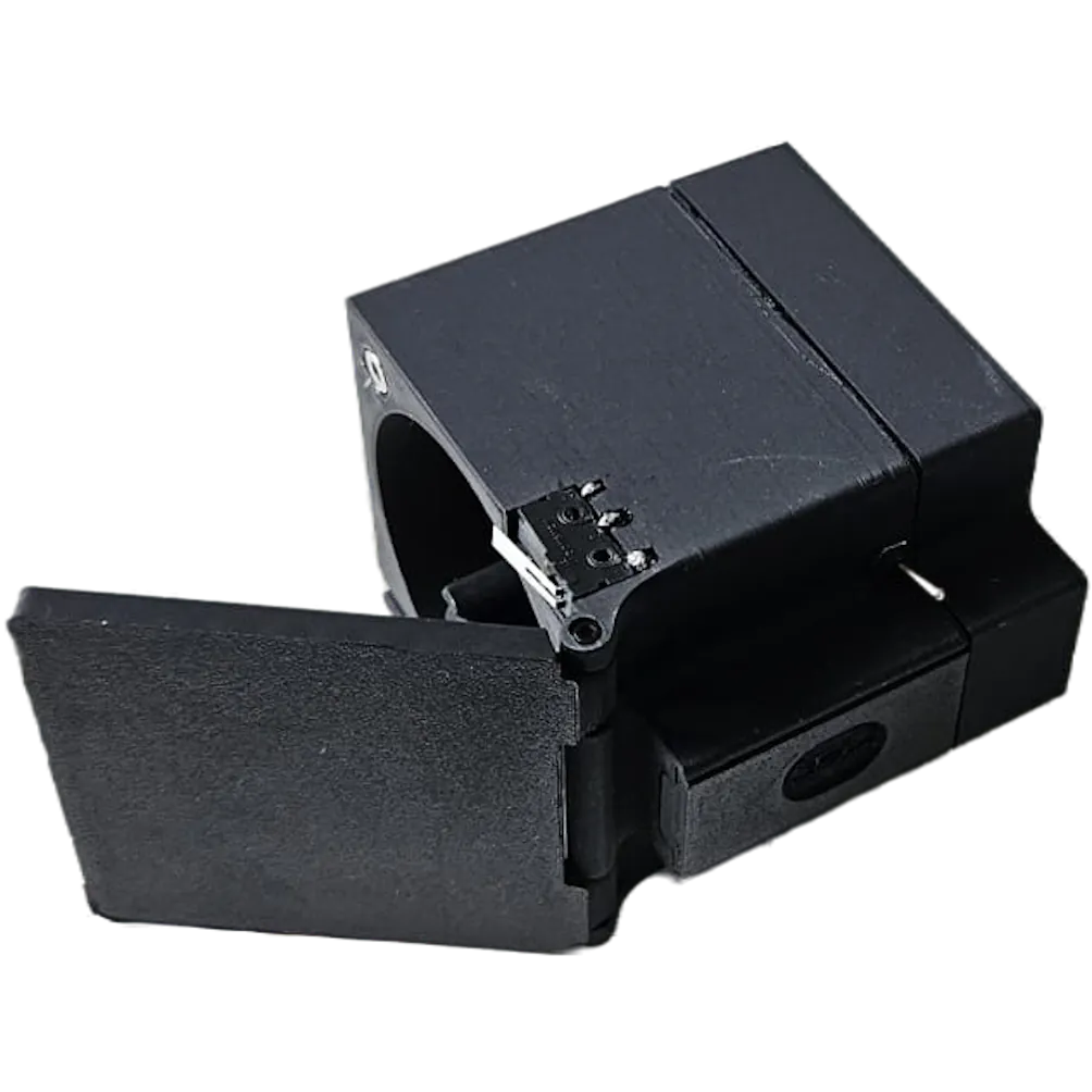 EWrapper prototype from the other side, with the lid open and the lid switch showing by the hinge