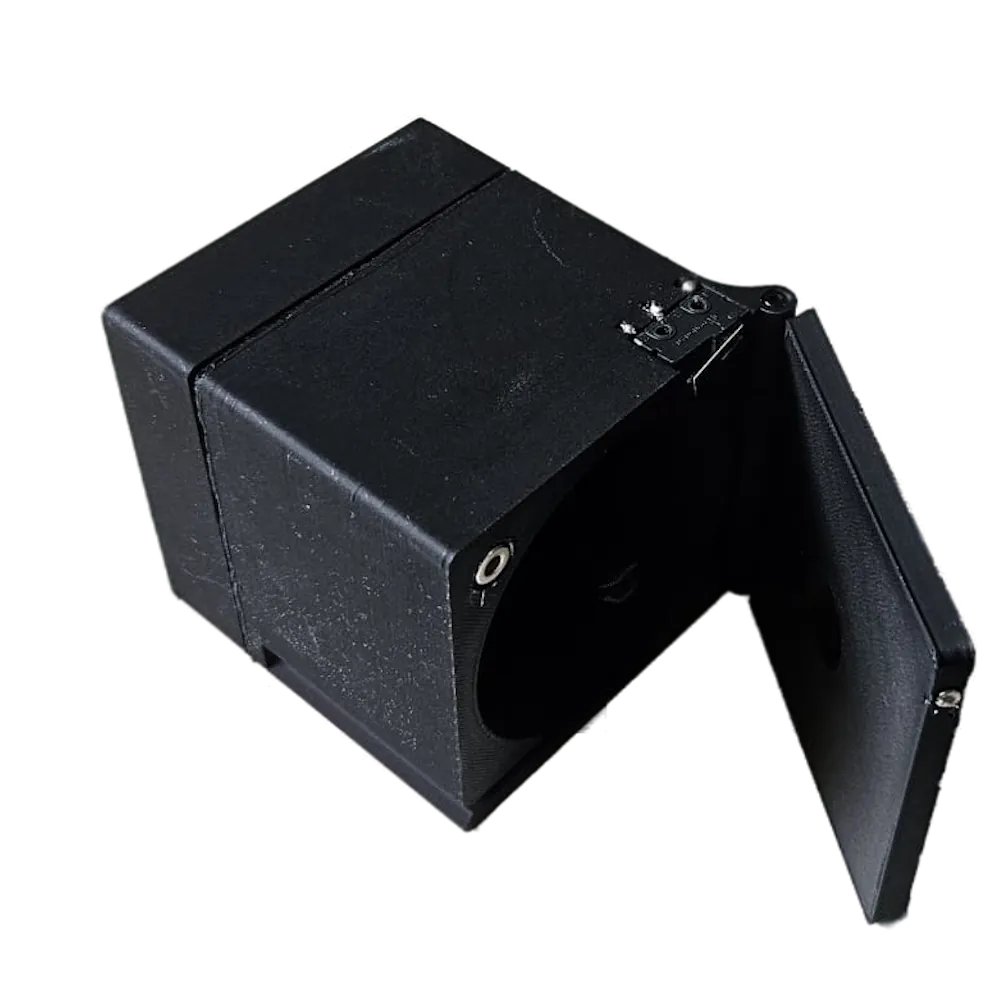 EWrapper prototype with the lid open