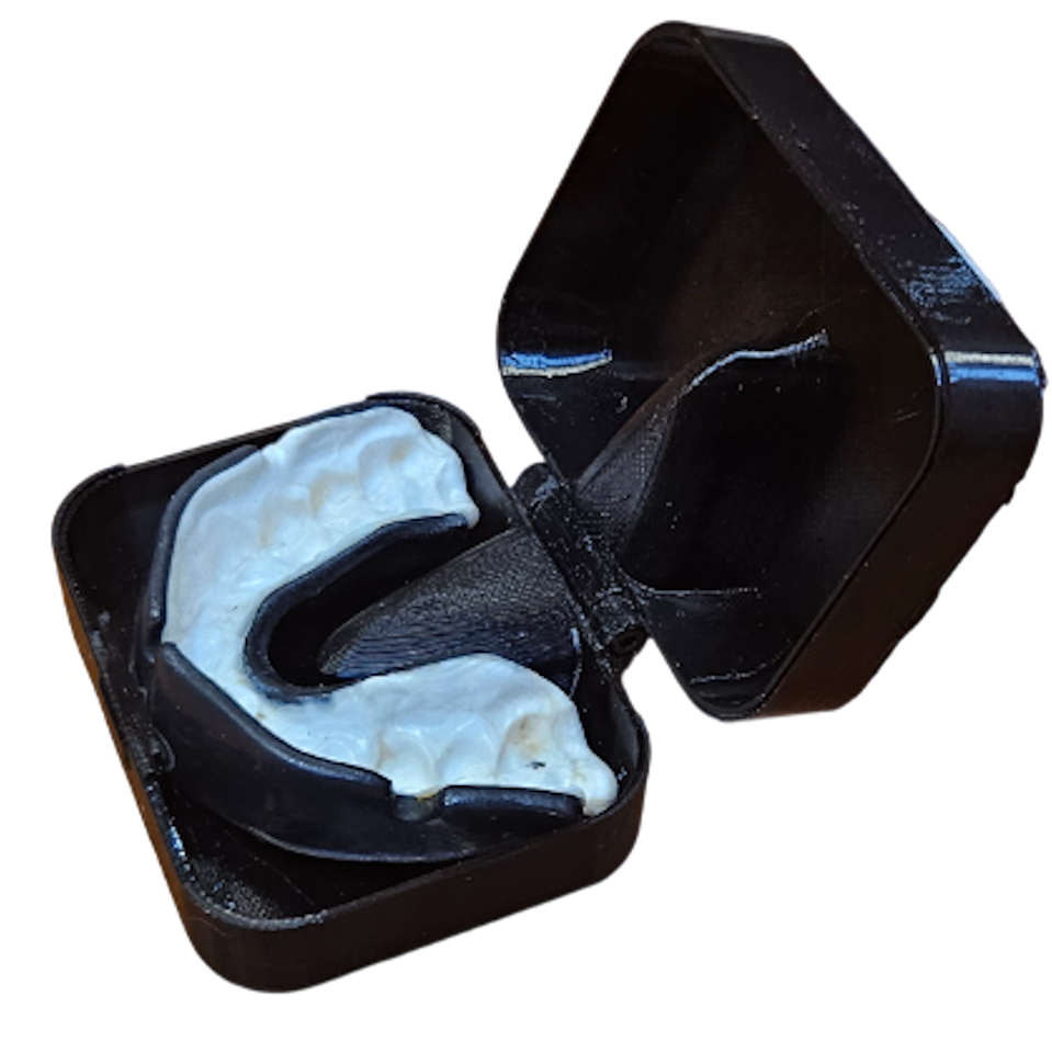 custom mouthguard case image